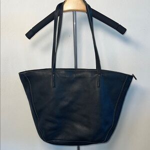 The Sak Black Leather Tote Bag with zipper